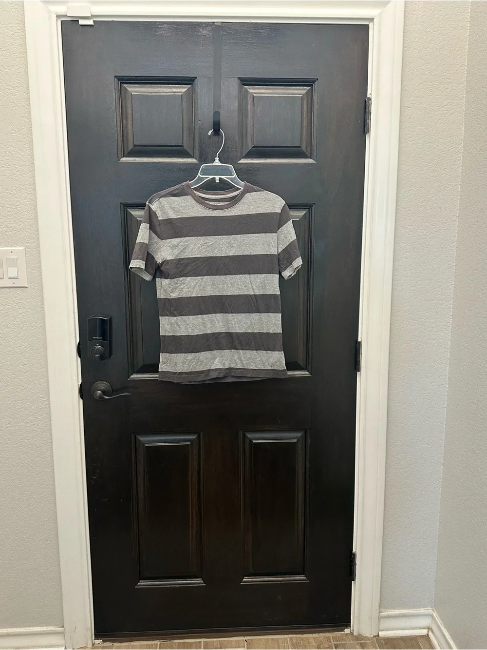 Old Navy Boys Gray and Dark Gray Striped Short Sleeve Tee XL